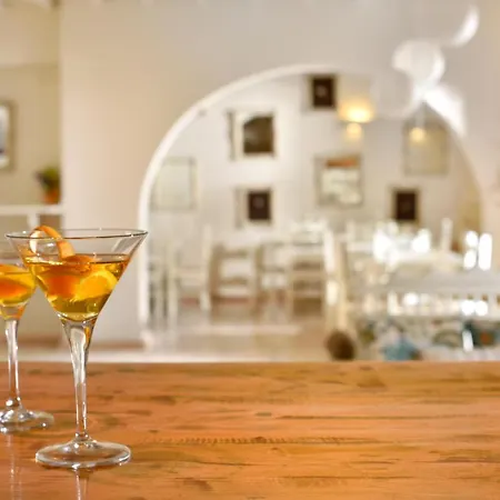 Erato Mykonos 3* 奥诺斯