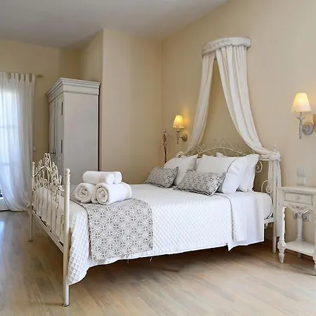 Erato Mykonos 3* Ornos (Mykonos)