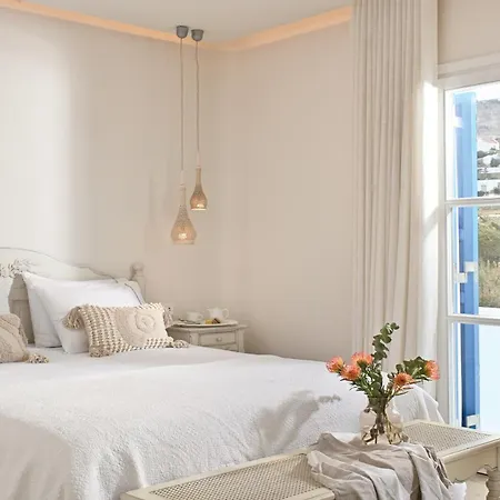 מלון Erato Mykonos 3*