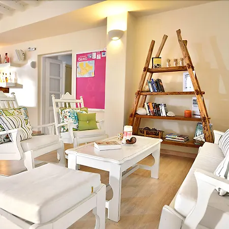 Erato Mykonos 3* אורנוס