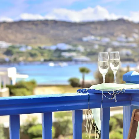 Erato Mykonos אורנוס