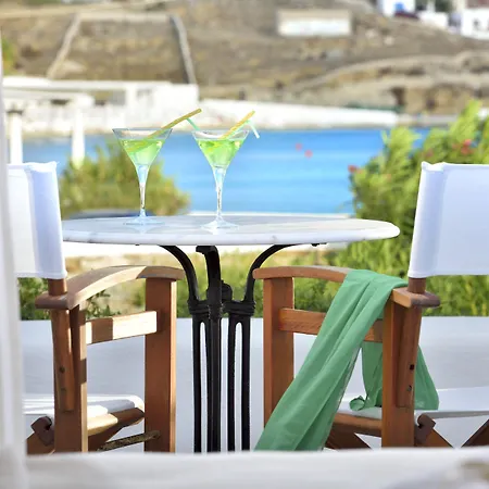 Erato Mykonos אורנוס